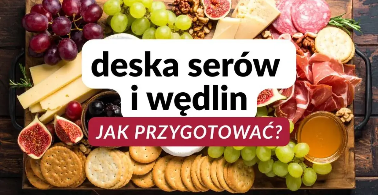 Przykładowa deska serów i wędlin z winogronami, figami, orzechami i miodem.
